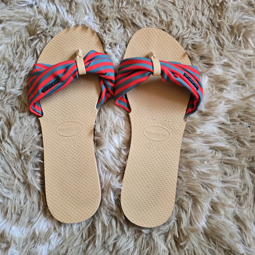 Havaianas Women's Red and Blue Striped Sandals Size 37-38